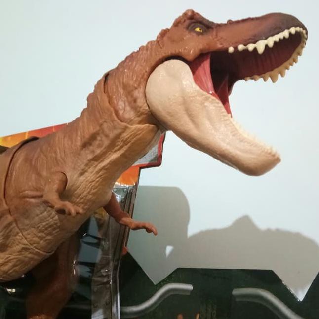 t rex thrash and throw