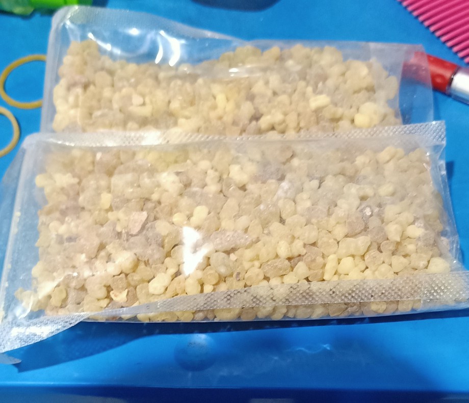 Luban Dakar Mustaki Dupa Bukhur Kemenyan Arab - 100 Gram