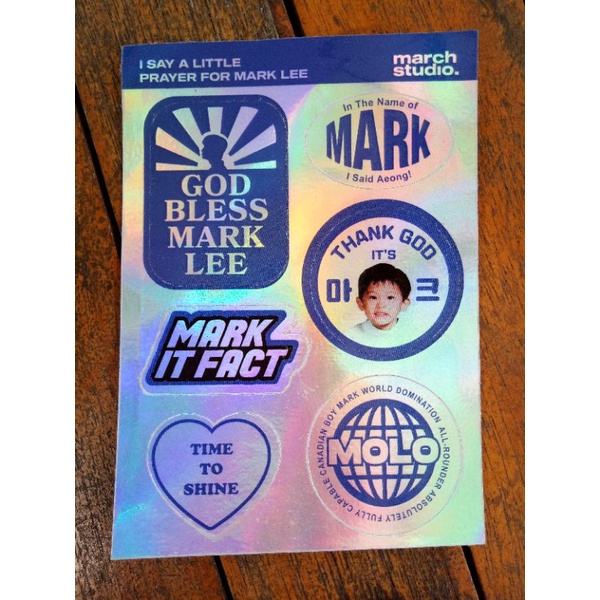 

stiker mark hologram by marchstudio