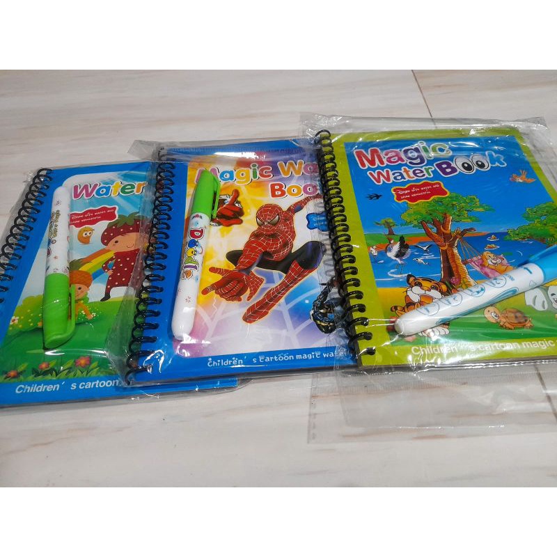 

BUKU MAGIC water BOOK / DOODLE BOOK / mewarnai pakai pena isi air