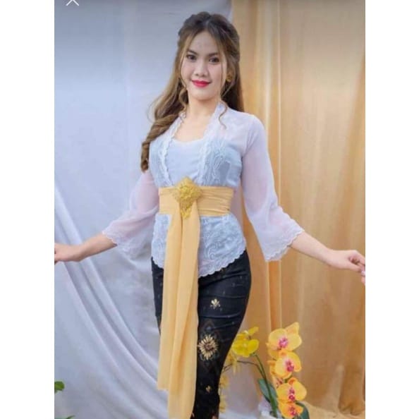 KEBAYA JADI BORDIR PUTIH MOTIF BUNGA