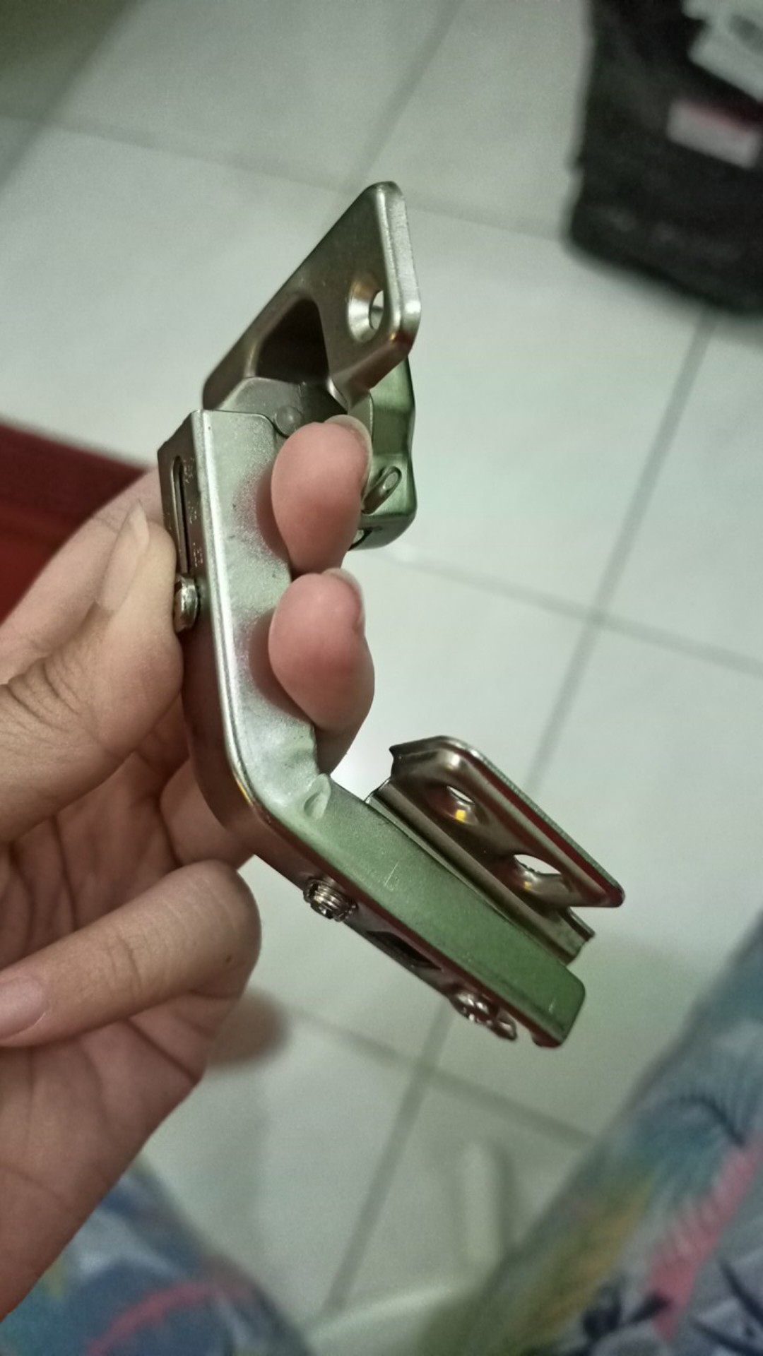 Engsel Sendok Pintu Sudut Bifold Bivold Pasangan Engsel Buaya 180 Derajat Isi ( 1pcs) , Free Sekrup