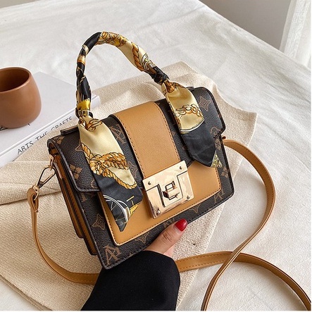 ( 2PC 1KG ) GTBI9988783787 New Arrival  !!!  Tas Selempang Wanita Import  Premium Terbaru+SALL