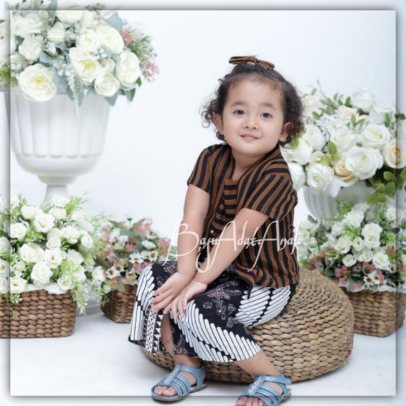 BAJU KEBAYA LURIK ANAK | KEBAYA LURIK ANAK PEREMPUAN | KEBAYA ADAT JAWA JOGJA ANAK PEREMPUAN | KEBAY