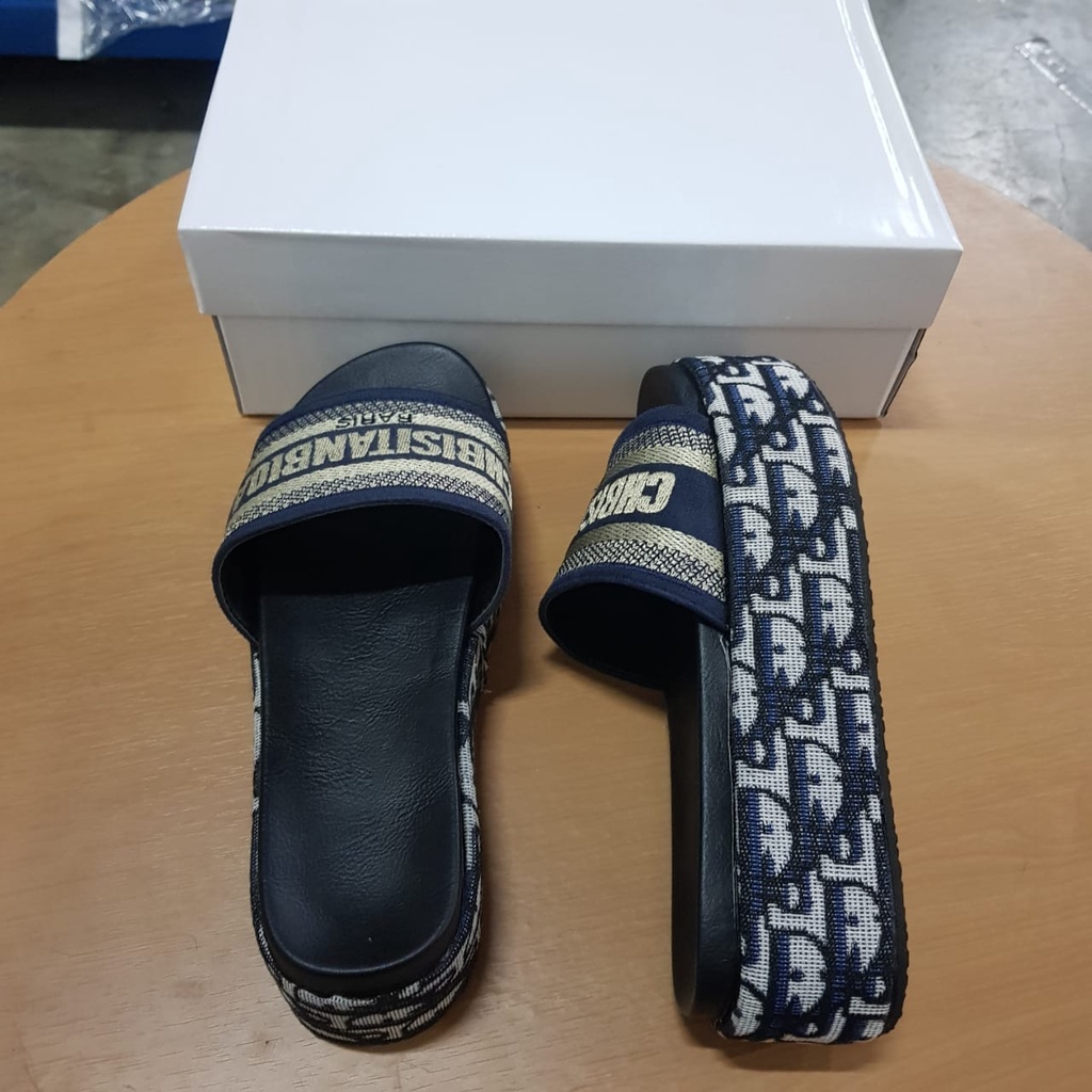 COD BAYAR DITEMPAT!!! 0392 Sendal Sandal Blue Embroidered Slide Thick Slipper