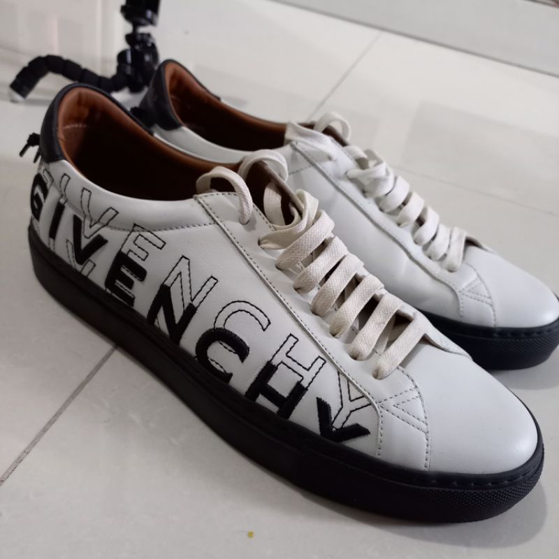 sepatu givenchy paris ori like new