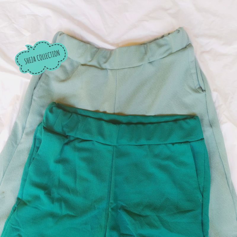 CELANA PENDEK BIG SIZE BAHAN CREPE GREEN SERIES