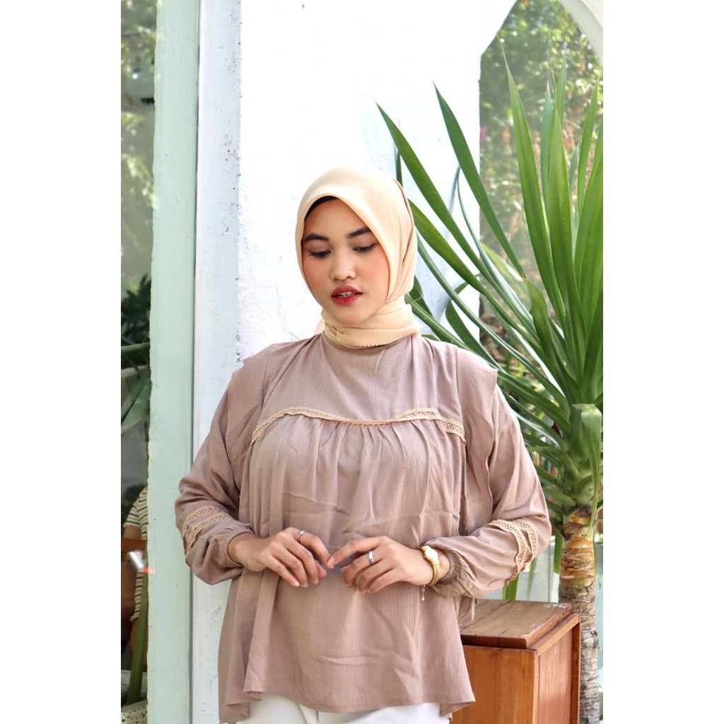 Zahera Blouse Nude