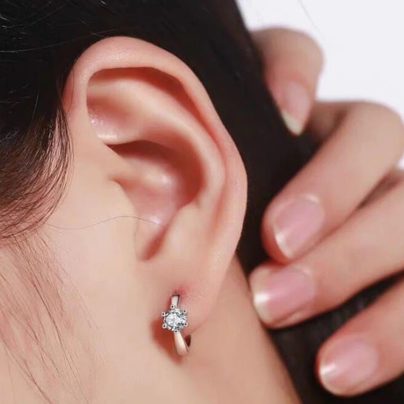 1 Pasang Anting Tusuk Zircon Bentuk Hati Panah Bulat Bahan Tembaga Untuk Wanita