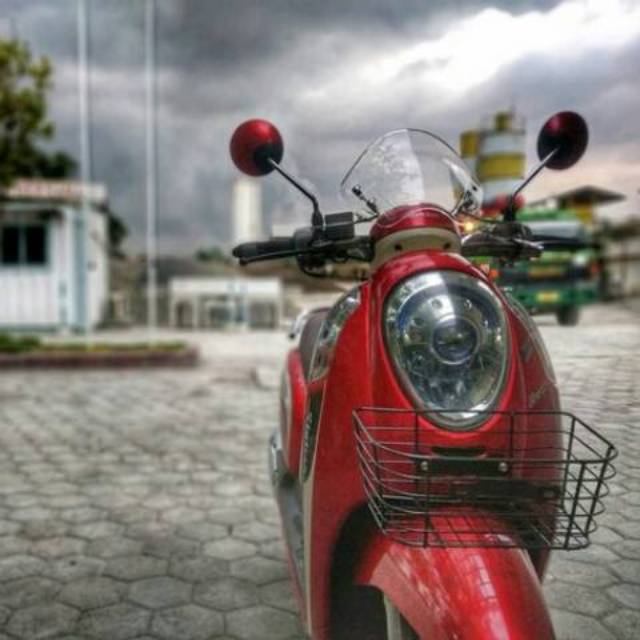 Keranjang Belanja Depan Motor Matic