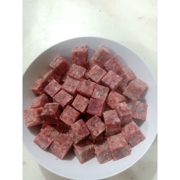 

Daging Sapi Saikoro Meat Kingdom / Beef Cube Saikoro Meat Kingdom - 250 gr