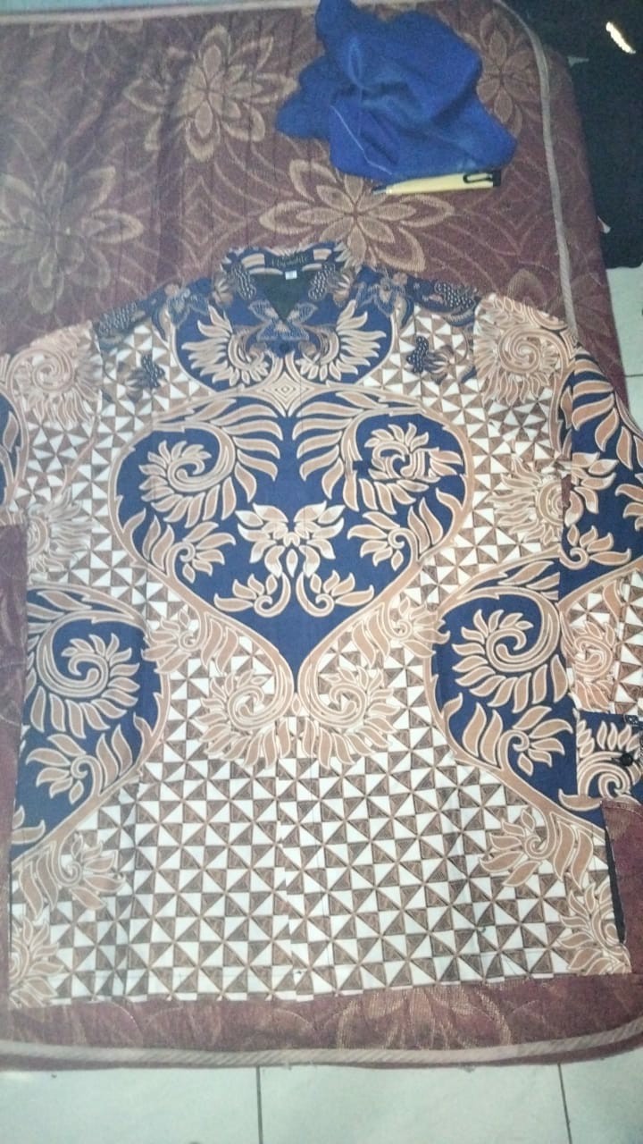 Batik Solo Kemeja Batik Solo Lengan Panjang Lapis Furing Mahogra Rajasakti Wedanta Pinus Permata