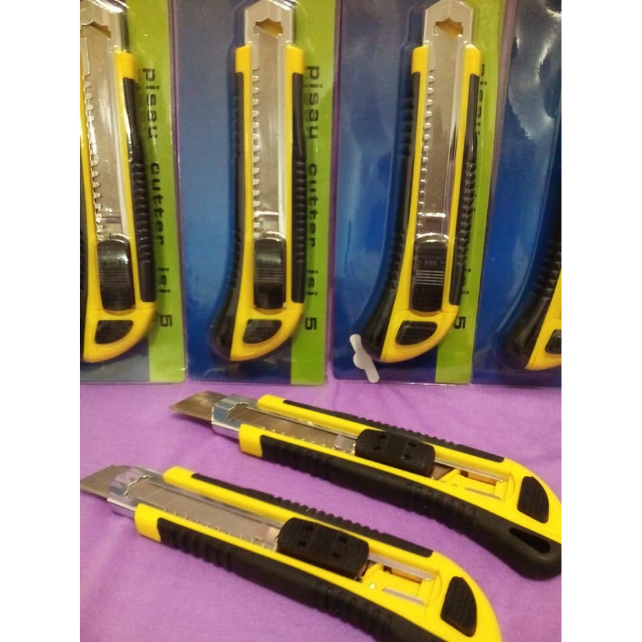 

Pisau Cutter 5 in 1 ( Isi 5 )