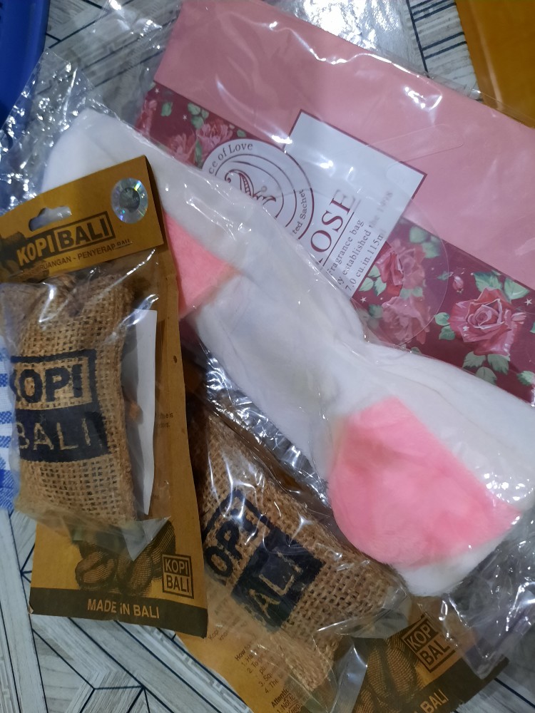 Pewangi Lemari / Pengharum Lemari / Pewangi Mawar