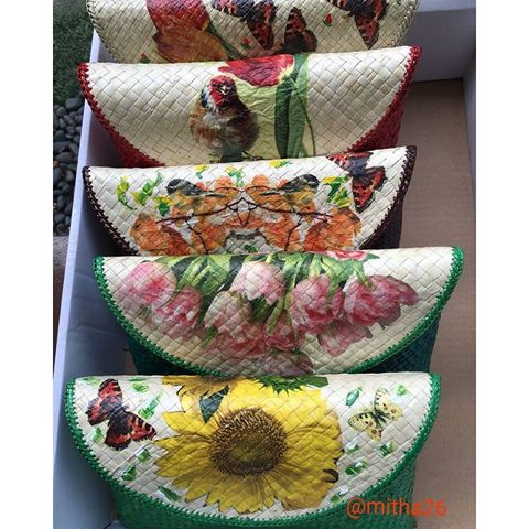 

CLUTCH Lukis amplop warna