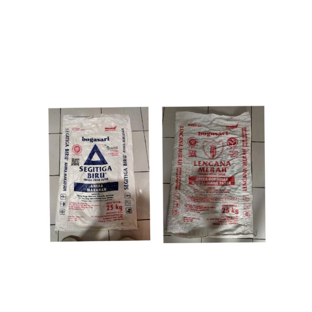 karung bekas terigu/sagu/gula/beras 25kg
