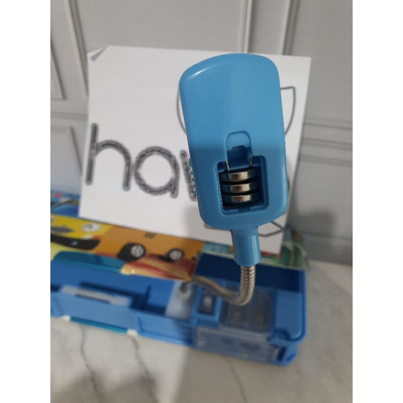 kotak pensil magnet ada LAMPU SENTER untuk membaca/PENSIL CASE LAMPU-1