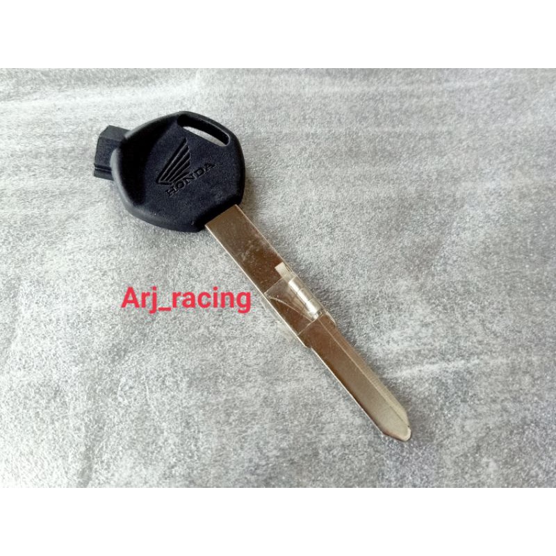 BAHAN duplikat kunci montor honda genio,vario led
