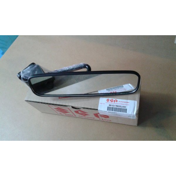 Terjangkau Spion dalam Carry katana