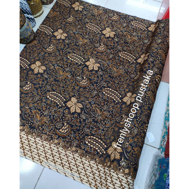 Kain batik halus tebal semi sutra / bahan kain rok batik semi sutra