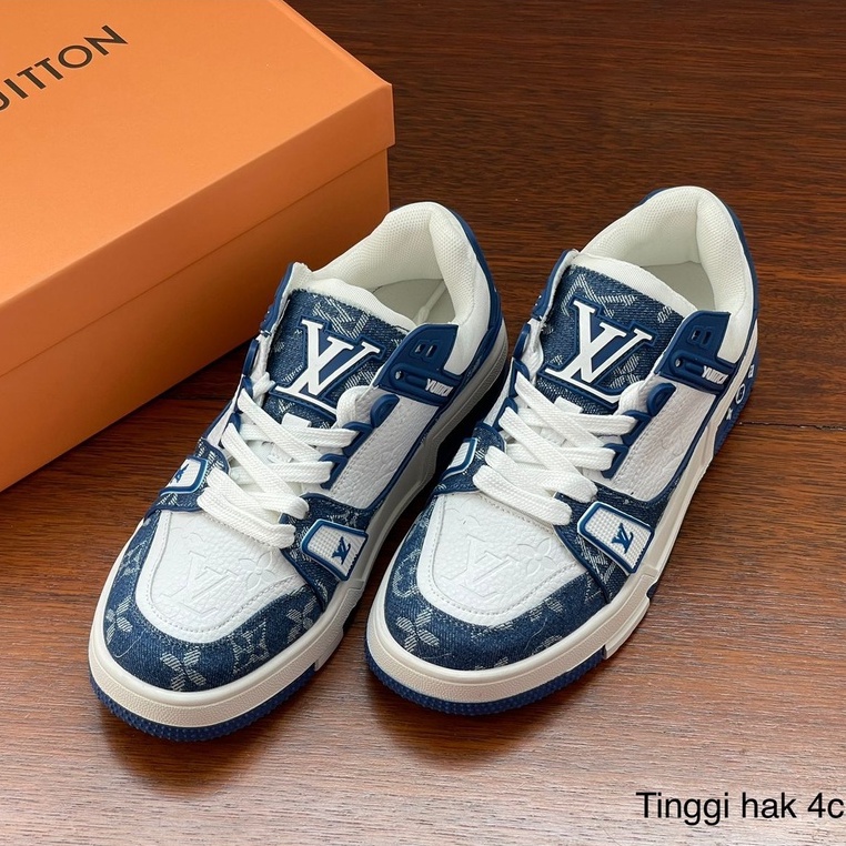 sepatu Louis Vuitton trainer TERBARU PREMIUM ORIGINAL, Fesyen Pria, Sepatu  , Sneakers di Carousell