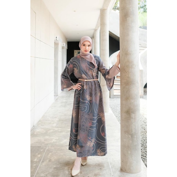 ZM Zaskia Mecca - Luny Navy Dress - Jelita Indonesia - Edisi Maluku