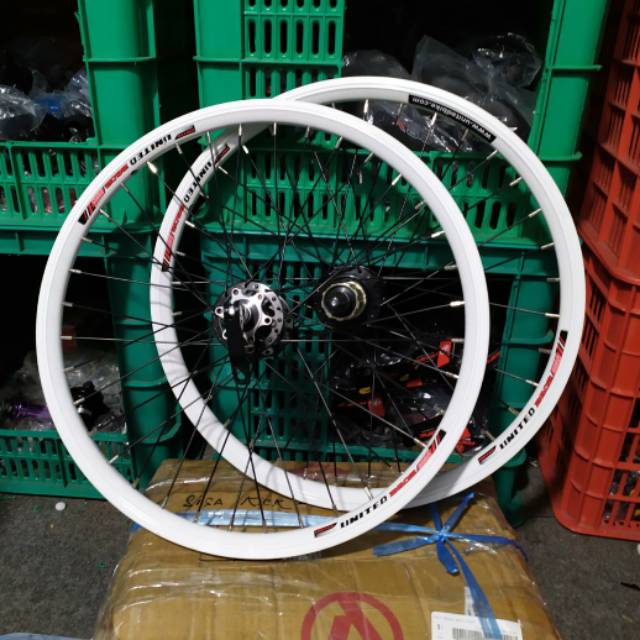 wheelset 20 jangkrik velg  20 roda 20 velg  sepeda  lipat 