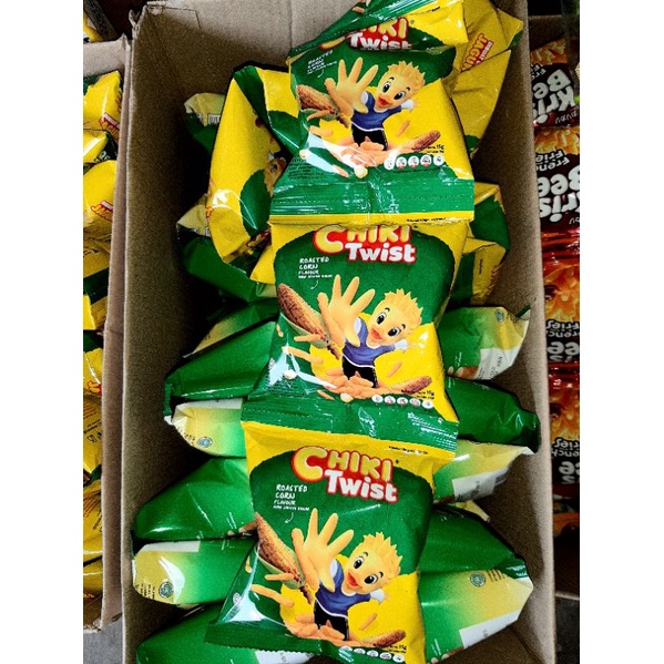 

Chiki Twist/Cheetos Rasa Jagung Bakar isi 10pcs