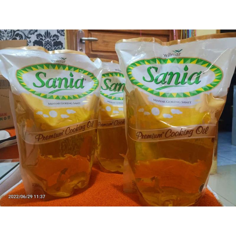 

minyak goreng sania 2lt