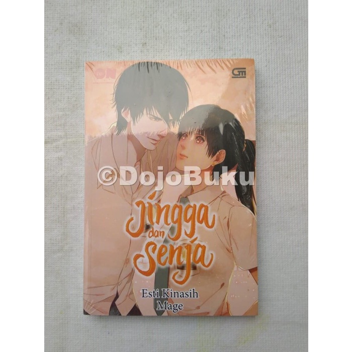 ☑Terlaris Komik: Jingga dan Senja by Esti Kinasih