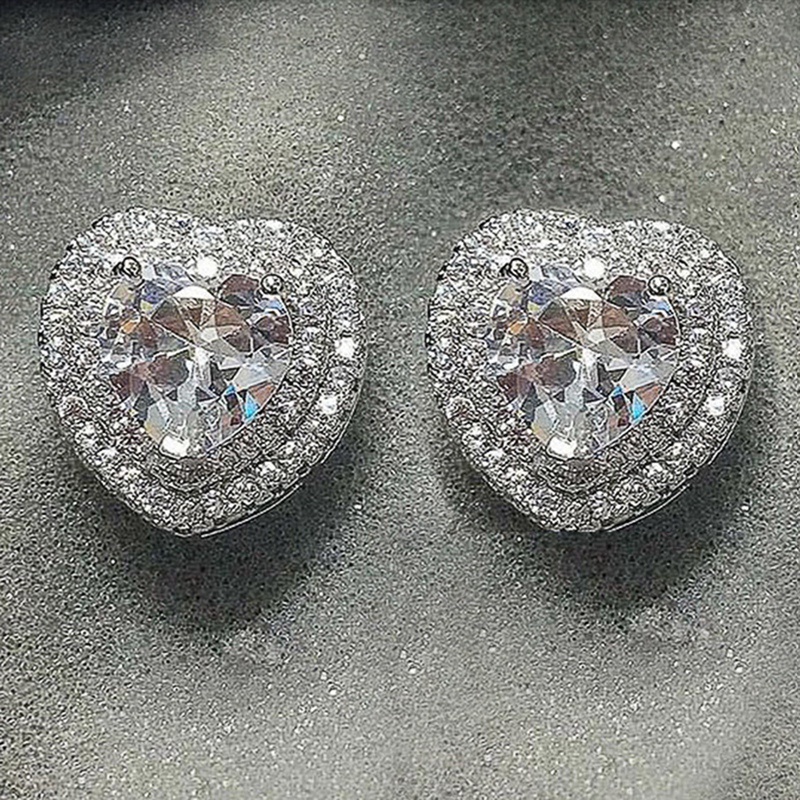 Anting Stud Kristal Bentuk Hati Bahan Cubic Zirconia Untuk Wanita