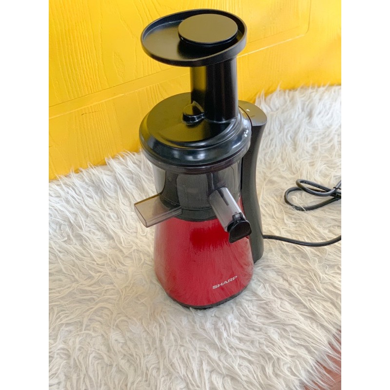 Preloved Sharp Slow Juicer EJ-C20Y-RD Merah