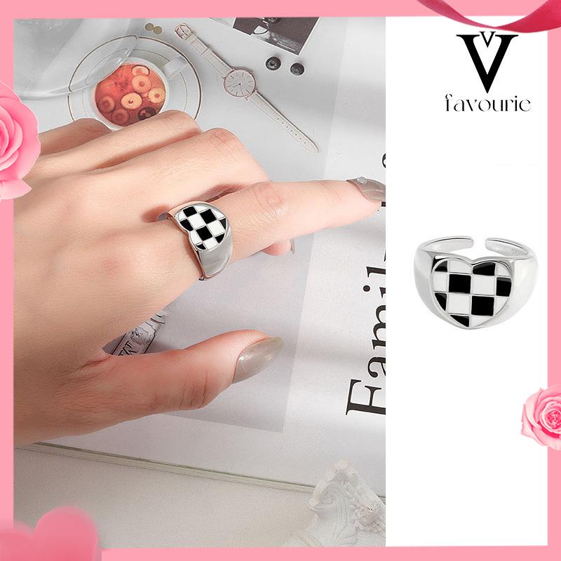 [COD]Cincin Kotak-kotak Geometris Cinta Hitam Dan Putih Cincin Fashion Wanita-FA