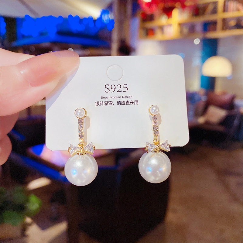 Xiaoboacc Anting Tusuk Model Mutiara Berlebihan Silver Needle Zircon Untuk Wanita