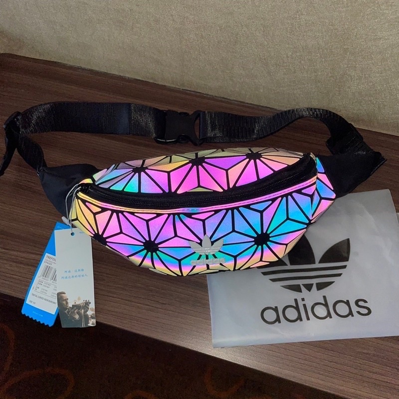 ((TERMURAH)) WAISTBAG ADIDAS ISSEY MIYAKE TERBARU / WAISTBAG ADIDAS TERBARU / WAISTBAG ADIDAS REFLECTIVE / TAA PINGGANG ADIDAS, TAS PINGGANG ADIDAS TERBARU / TAS PINGGANG PRIA KEKINIAN