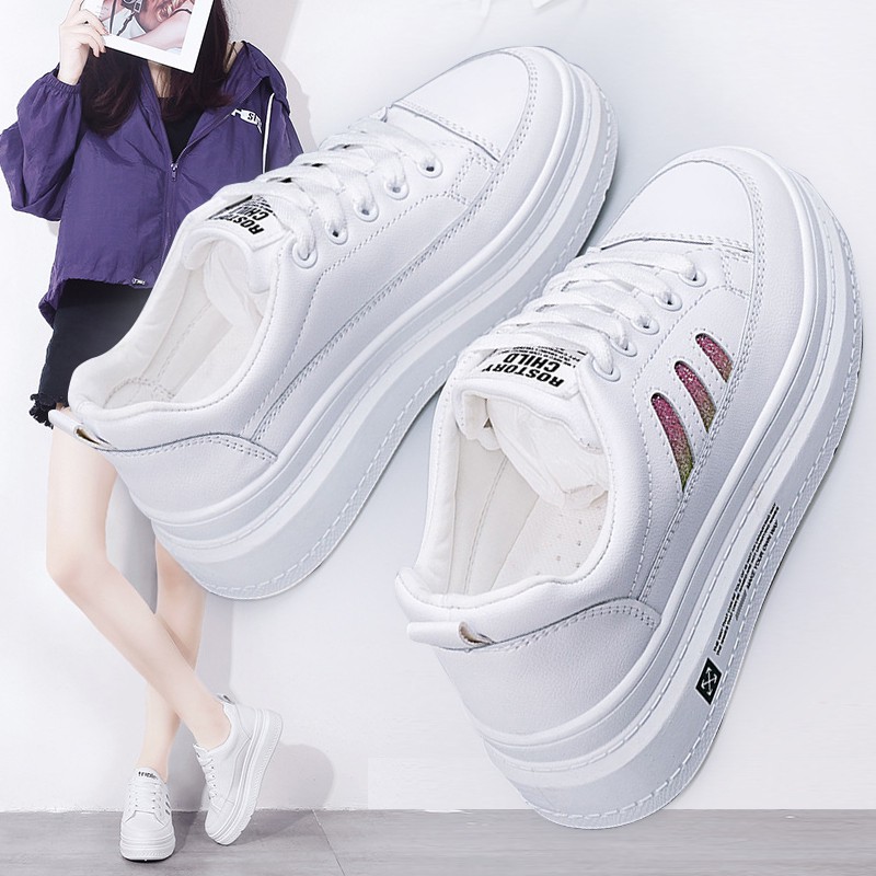 Sepatu Sneakers Wanita Model Korea Sol Tebal Breathable Warna Putih