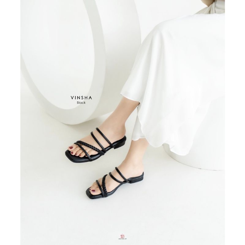 Damelia Mesltore jkt Sandal wanita vinsha DAMELIA MELSTORE JKT