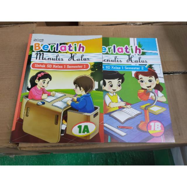 Satu paket buku berlatih menulis halus untuk SD/mi kelas 1A dan 1B semester 1 dan 2