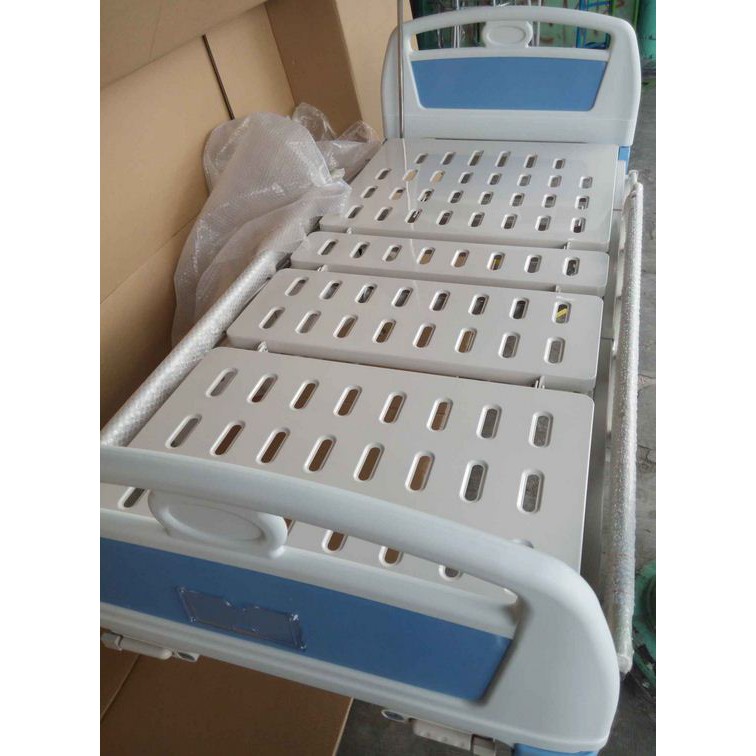 Bed Pasien 2 Crank Crown