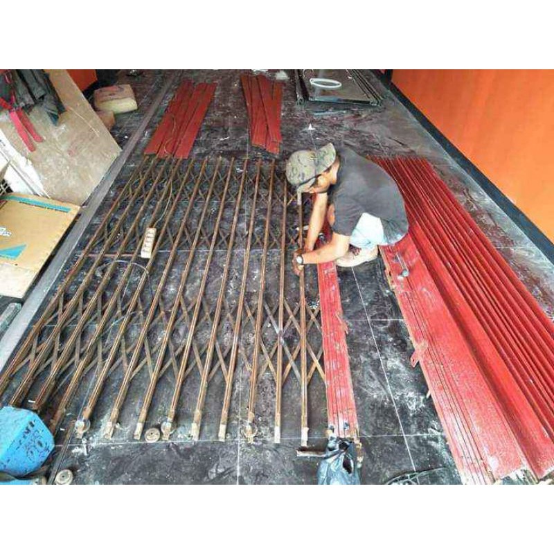 menjual sparepart dan menerima pasang baru pintu rolling door dan folding gate