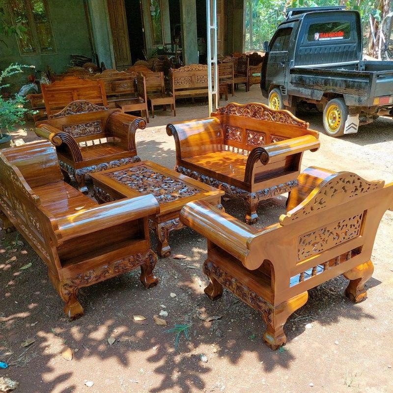 KURSI TAMU MADURA UKIR KAKI MACAN GARENGAN KAYU JATI