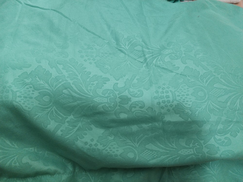 Sarung Bantal Tidur Polos Emboss Vallery Quincy Jumbo Murah Bahan Katun - Ijn