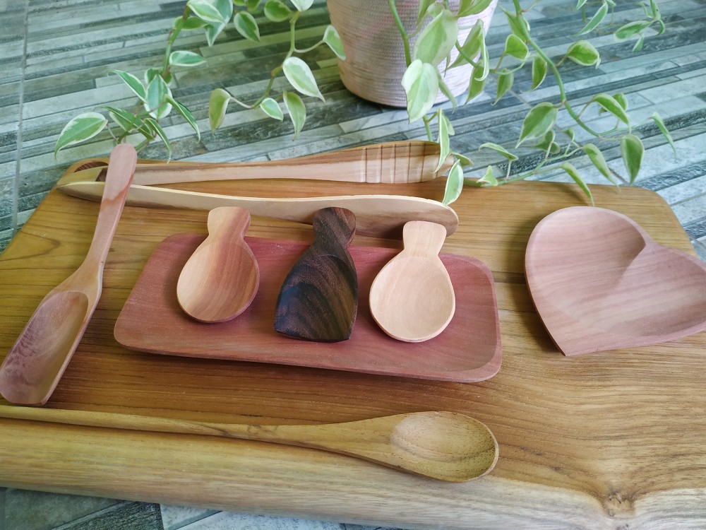 Roburobu | Piring Kayu, Lepek Kayu