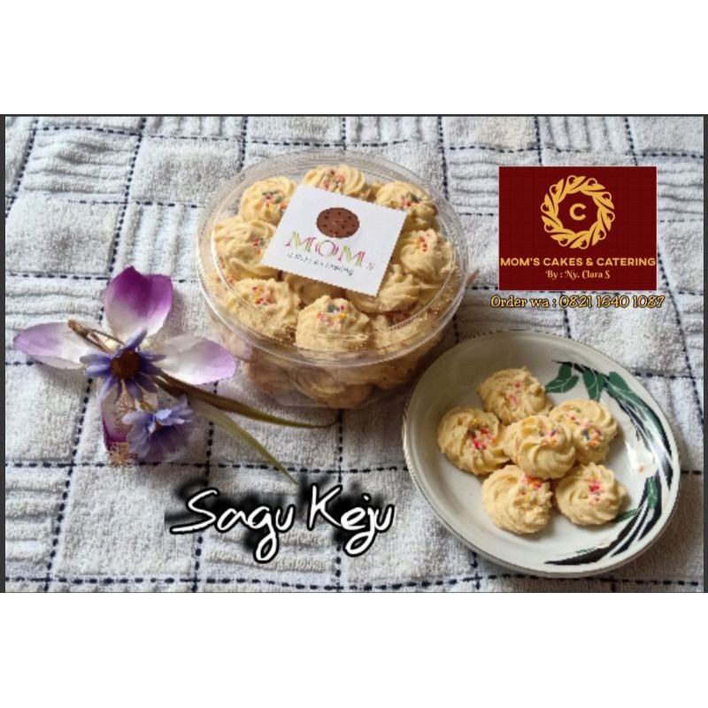 

Kue Kering / Kue Sagu / Sagu Keju / Kue Lebaran