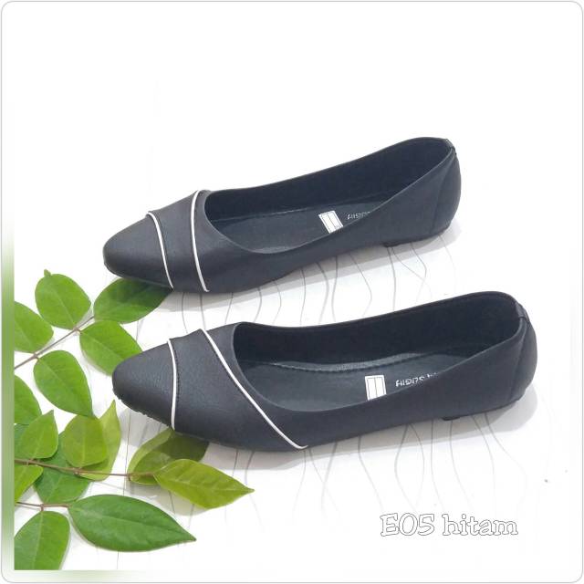 Borneo Sepatu Wanita Flat Flatshoes  BE05 dan BB18 Bahan Kanvas dan Sintetis by Xavyera