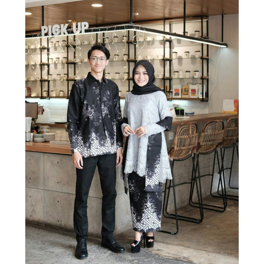 Zola_Batik Batik Couple Kebaya Brokat Selendang Ayushita Panjang Series - Monaka