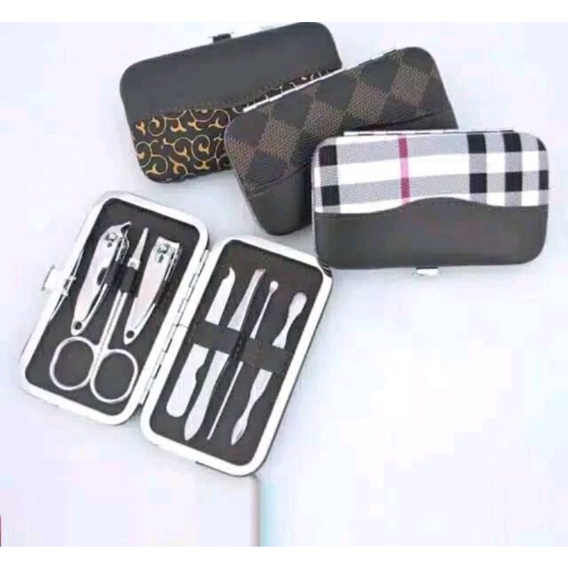 gunting kuku Set dompet 7 in 1 medicure pedicure tools