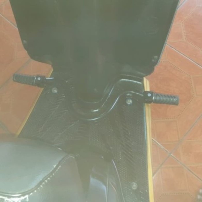 PIJAKAN KAKI &amp; FOOTSTEP DEPAN MOTOR VARIO 110 KARBU LAMA GEN 1 PNP