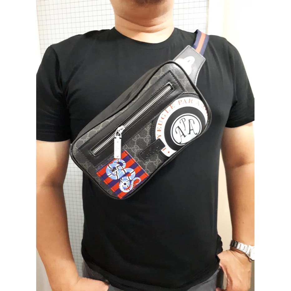 night courrier gg supreme pouch