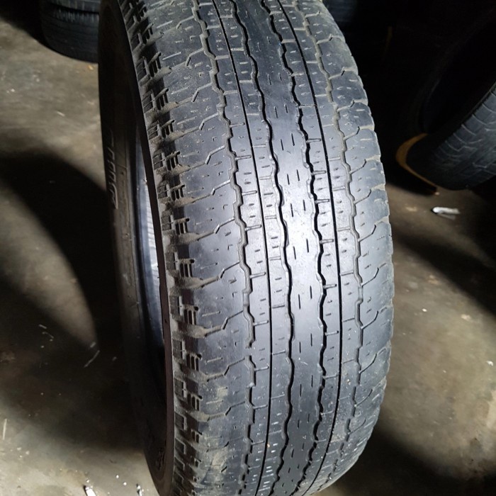 BAN BRIDGESTONE DUELER H/T 215/65 R16